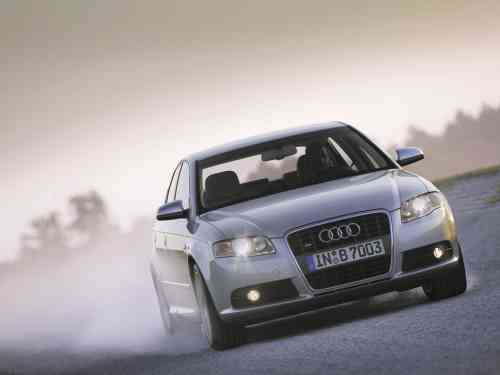 2005 AUDI S4