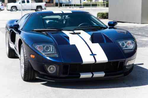 2005 FORD GT