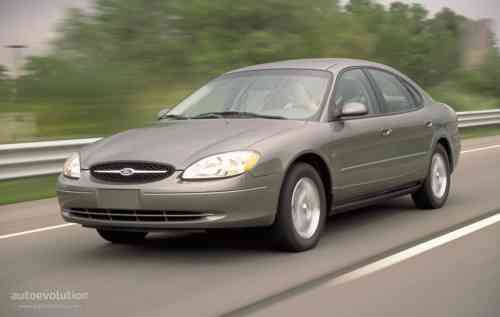 2005 FORD TAURUS