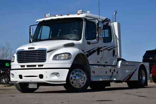 2006 FREIGHTLINER M2