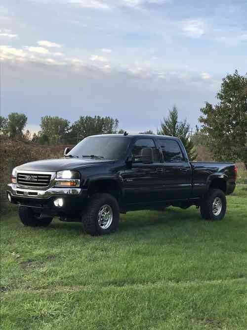 2006 GMC C8