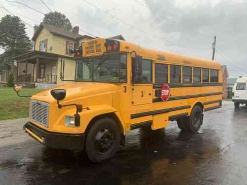 2007 FREIGHTLINER FS 65 CHASSIS