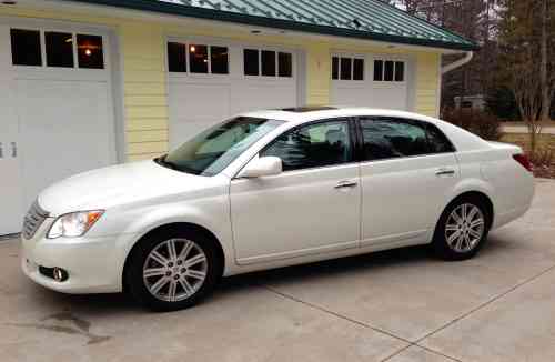 2008 TOYOTA AVALON