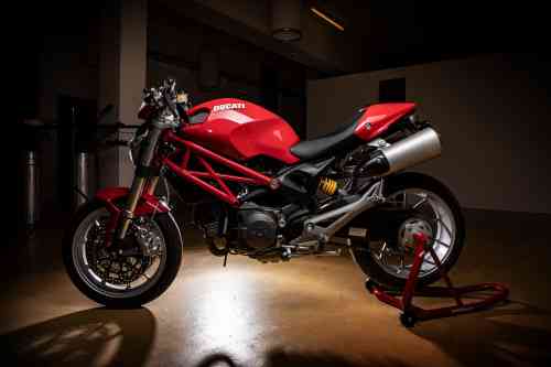 2009 DUCATI MONSTER