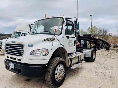 2010 FREIGHTLINER M2