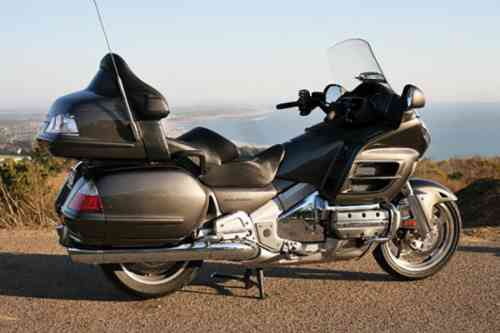 2010 HONDA GL1800 GOLD WING