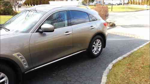 2010 INFINITI FX35