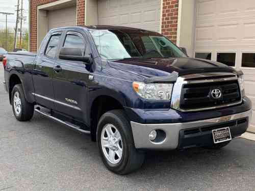 2010 TOYOTA TUNDRA