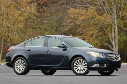 2011 BUICK REGAL