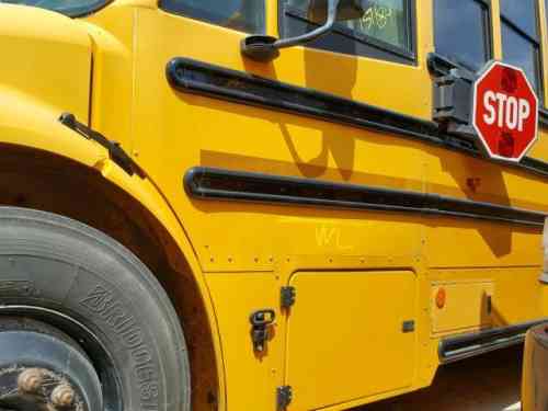 2011 FREIGHTLINER B2 BUS CHASSIS 