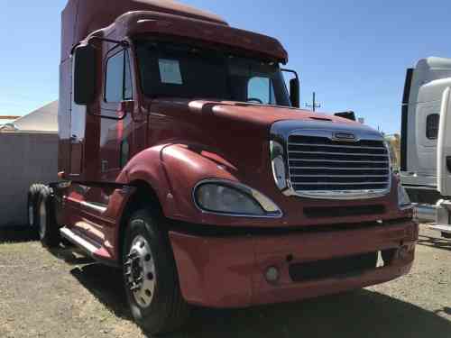 2011 FREIGHTLINER COLUMBIA