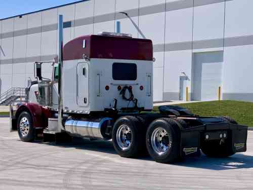 2011 PETERBILT 388