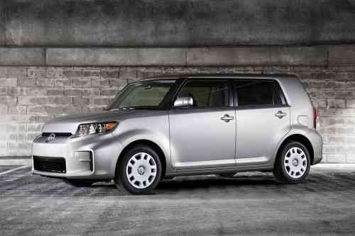 2011 TOYOTA SCION XB