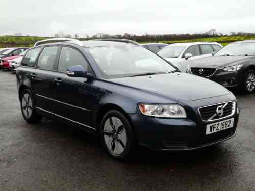 2011 VOLVO V50