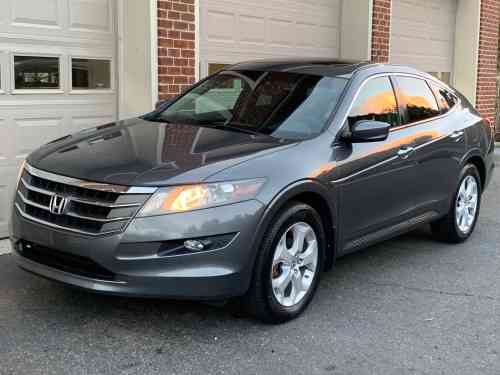 2012 HONDA CROSSTOUR