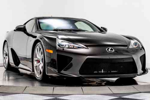 2012 LEXUS LFA