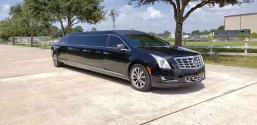 2013 CADILLAC STRETCH LIMOUSINE