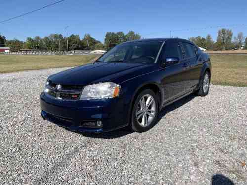 2013 DODGE AVENGER SE   SXT