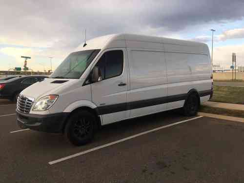 2013 FREIGHTLINER 2500 SPRINTER VAN HIGH ROOF