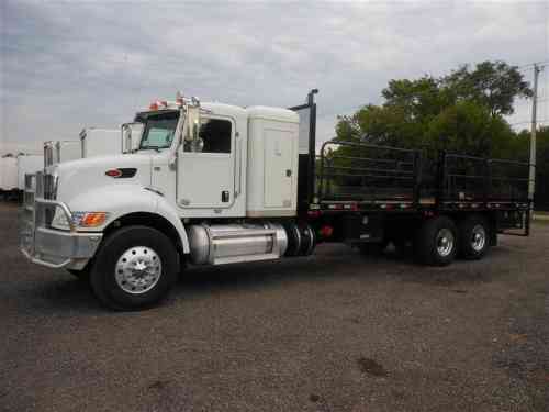 2013 PETERBILT 348