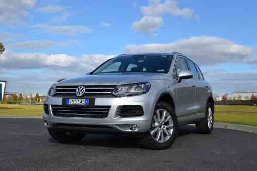 2013 VOLKSWAGEN TOUAREG