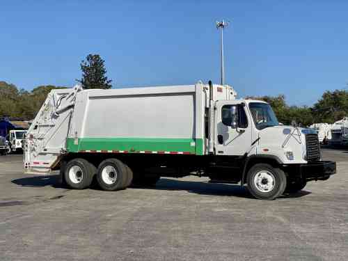 2014 FREIGHTLINER 108SD