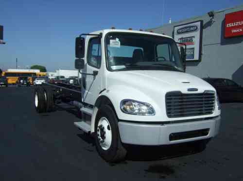 2014 FREIGHTLINER M2