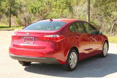 2014 KIA FORTE LX