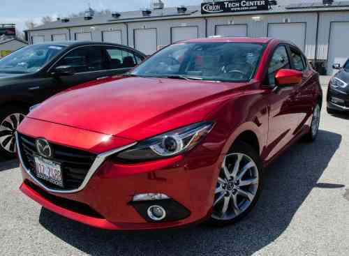 2014 MAZDA MAZDA3