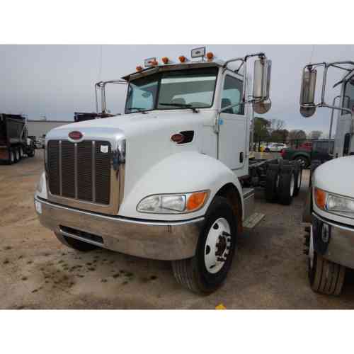 2014 PETERBILT 348