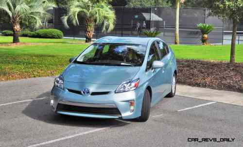 2014 TOYOTA PRIUS PLUG-IN