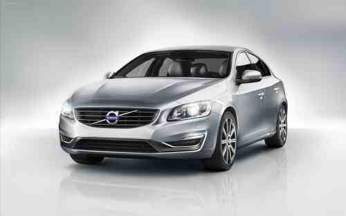 2014 VOLVO S60