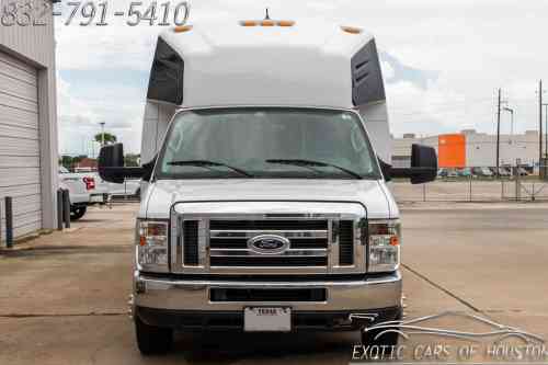 2015 FORD E-450