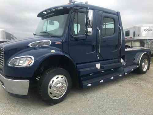 2015 FREIGHTLINER M2