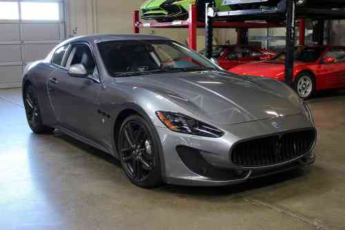 2015 MASERATI GRANTURISMO