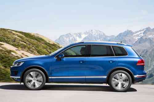 2015 VOLKSWAGEN TOUAREG