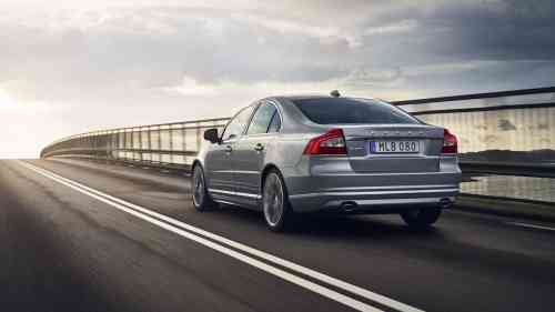 2015 VOLVO S80