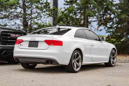 2016 AUDI S5