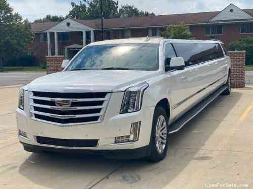 2016 CADILLAC STRETCH LIMOUSINE