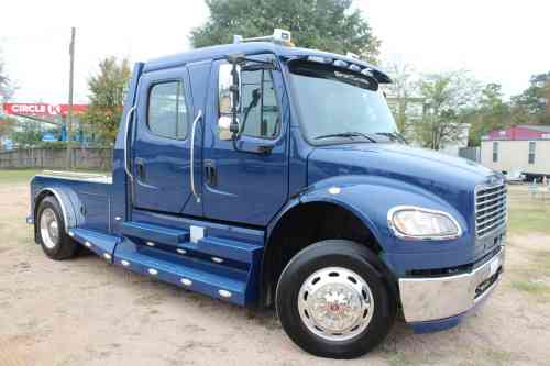 2016 FREIGHTLINER M2