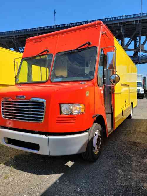 2016 FREIGHTLINER MT 55 CHASSIS