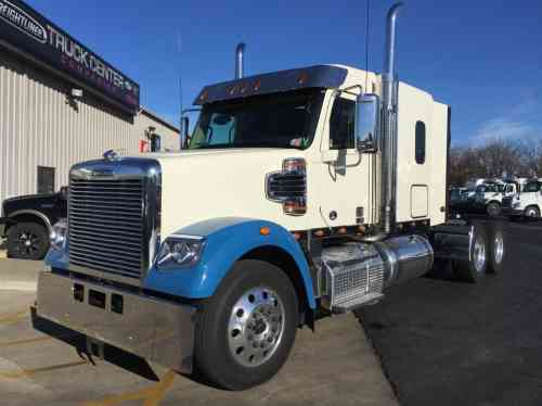 2016 FREIGHTLINER SD122