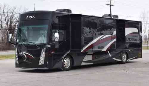 2016 FREIGHTLINER XC-R RAISED RAIL REAR ENGINE MOTOR HOME CHASSIS