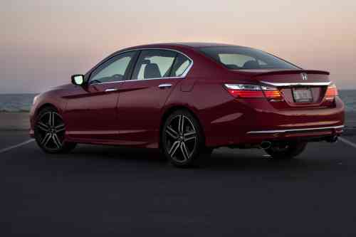 2016 HONDA ACCORD