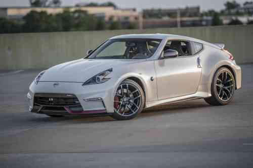 2016 NISSAN 370Z