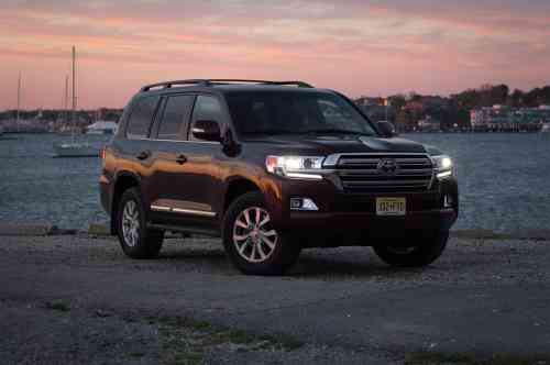 2016 TOYOTA LAND CRUISER