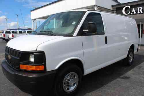 2017 CHEVROLET EXPRESS