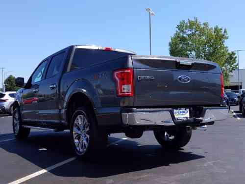 2017 FORD F150 XL   XLT