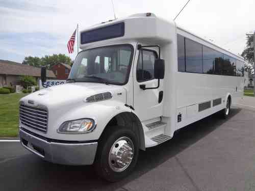 2017 FREIGHTLINER B2 BUS CHASSIS 