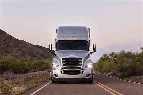 2017 FREIGHTLINER CASCADIA